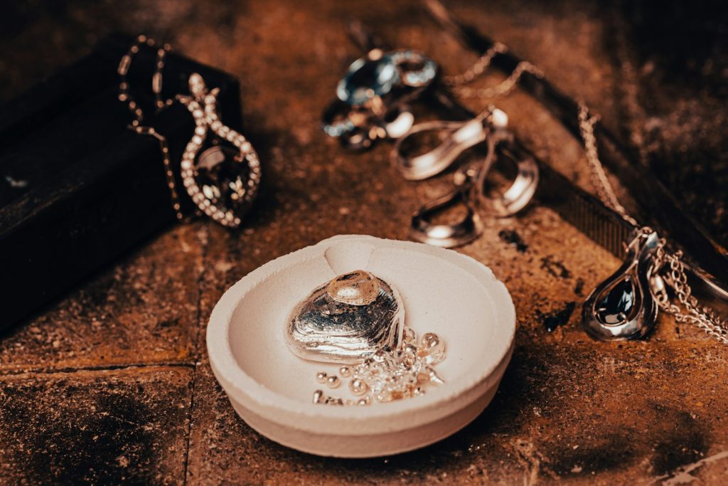 Demi-Fine Silver Jewelry: Sourcing 925 for the Affordable-Luxury Segment