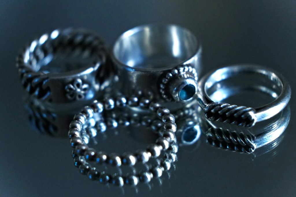 Wholesale Minimalist Silver Jewelry: Dainty Everyday 925 for DTC Brands