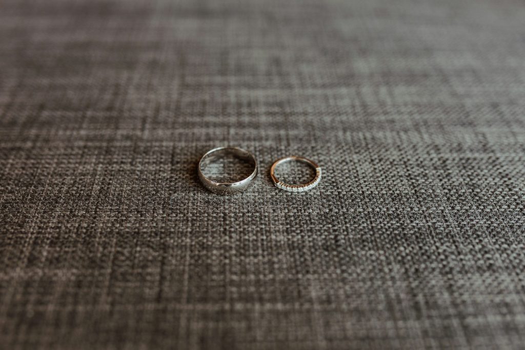 Silver Jewelry for Boutiques: Small-Batch 925 Wholesale That Reorders