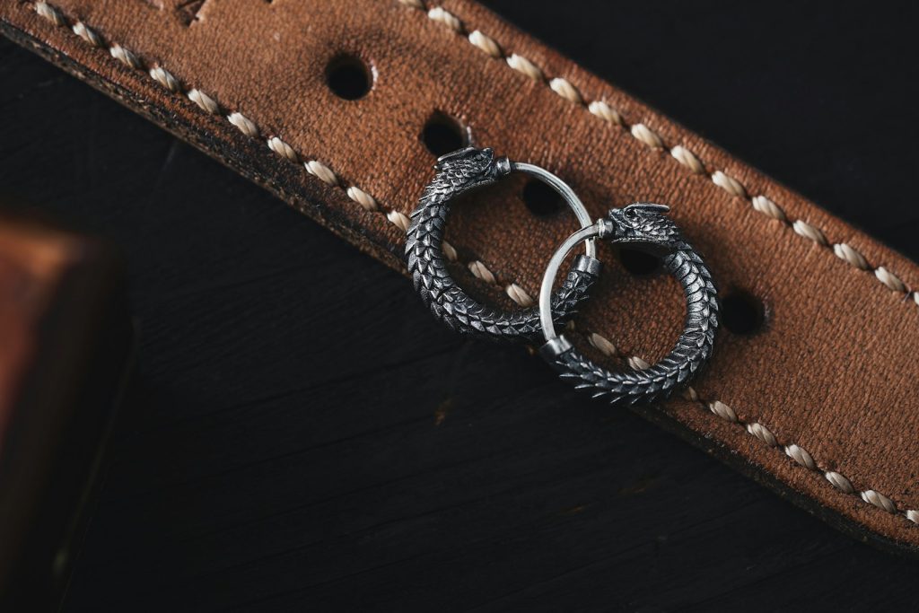 Wholesale Silver Hoop Earrings: Huggies to Statement Hoops in 925